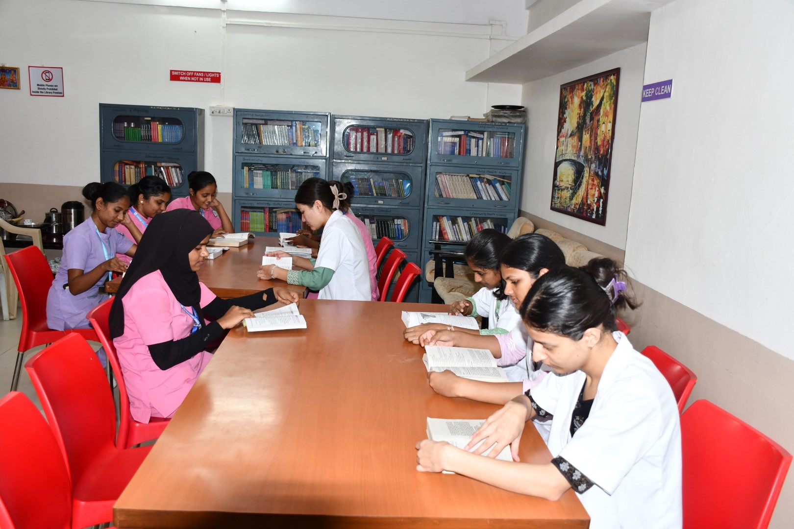 Hostel-Library-2024-04