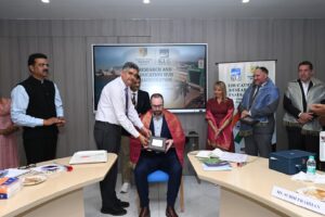 Inauguration of Research & Education 06 (Large)